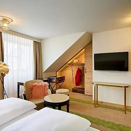 فندق Lechnerhof 4*